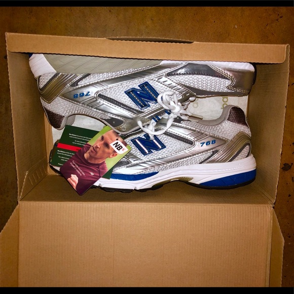 NEW BALANCE ‘MR768’ MEN’S RUNNING/CASUAL SHOE - Picture 3 of 8